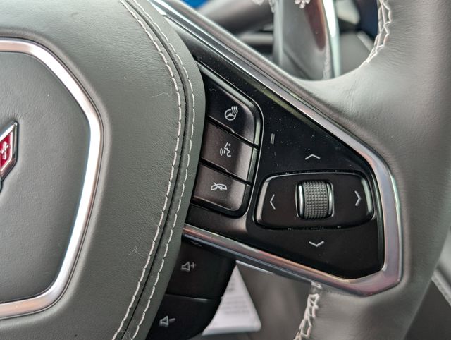 New 2026 White Chevrolet Z06 image 13