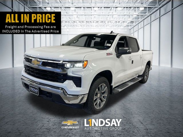 Summit White 2026 Chevrolet Silverado 1500 LT Crew Cab 4WD Pickup Truck Four-Wheel Drive Automatic