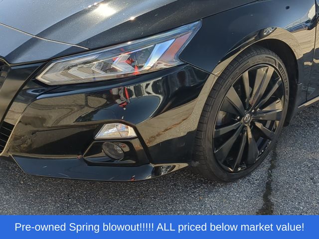 Used 2022 Black Nissan 2.5 SR image 6