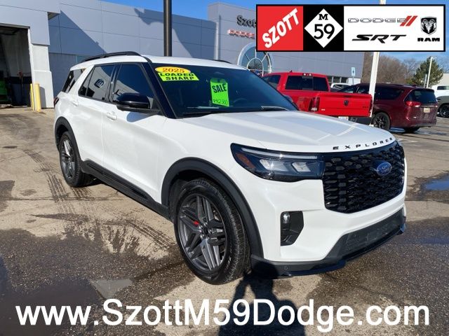 2025 Ford Explorer ST AWD