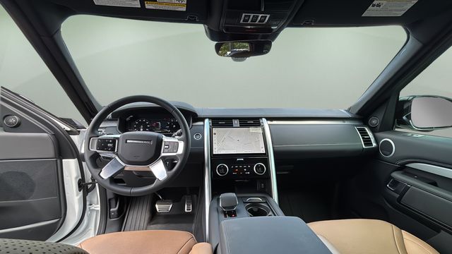 Used 2026  Land Rover Gemini Edition image 15