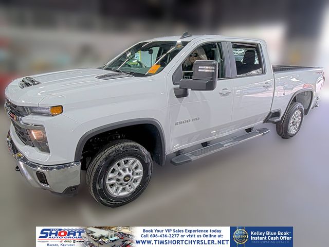 Summit White 2025 Chevrolet Silverado 2500HD Pickup Truck Four-Wheel Drive Automatic