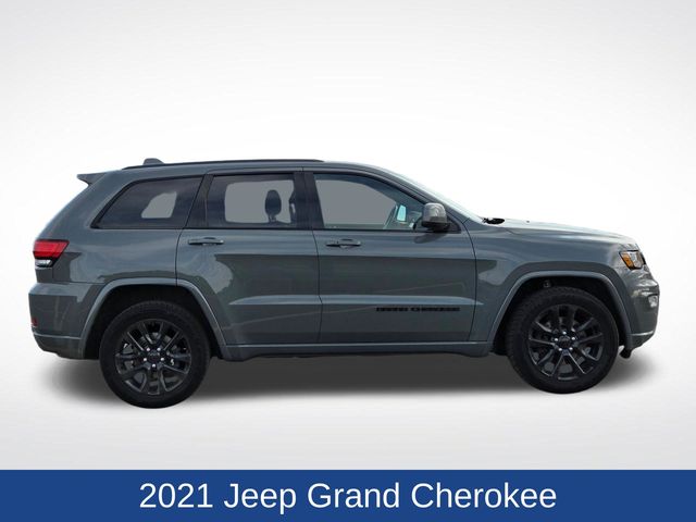 2021 Jeep Grand Cherokee Laredo X 4x4
