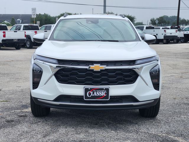 2025 Chevrolet Trax LT White at Classic Elite Chevrolet Sugar Land
