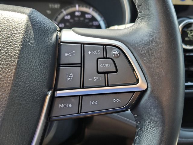 2023 Toyota Highlander - $37,999