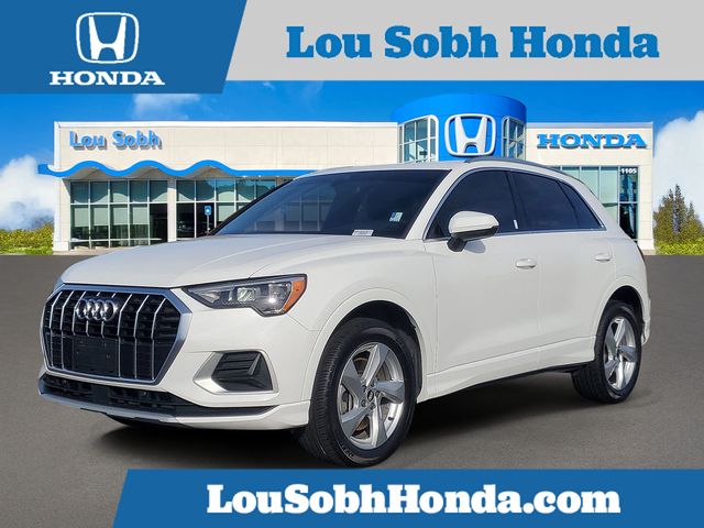 2021 Audi Q3 quattro Premium 40 TFSI