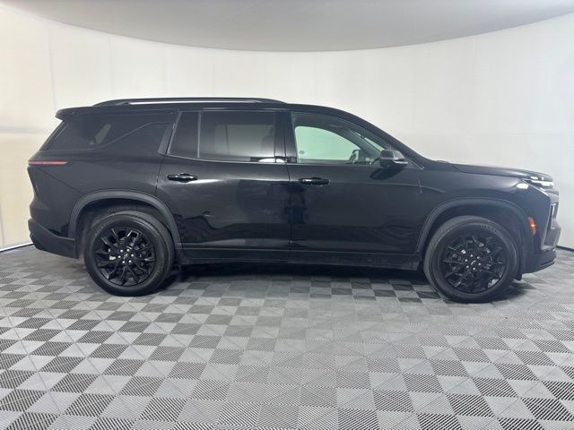 Used 2024 Chevrolet Traverse SUV