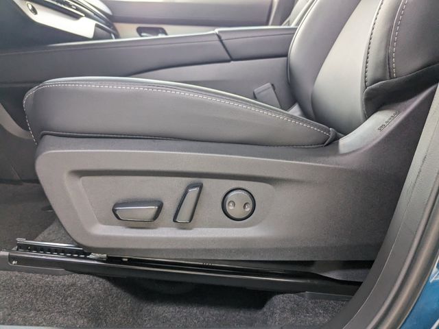 2025 Nissan Murano SL photo