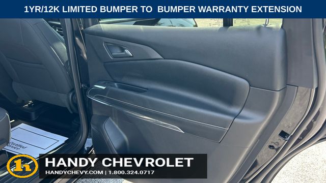 Used 2025 Chevrolet Traverse SUV