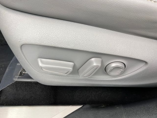 2021 Blizzard Pearl Toyota Highlander Platinum AWD SUV