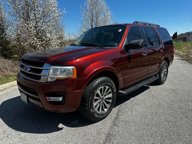 Bronze Fire 2017 Ford Expedition XLT 4WD SUV / Crossover Four-Wheel Drive 6-Speed Automatic