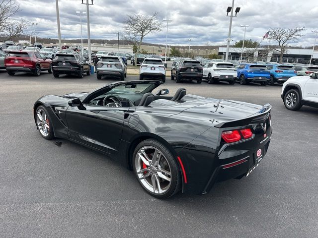 Used 2016 Black Chevrolet Stingray Z51 image 7