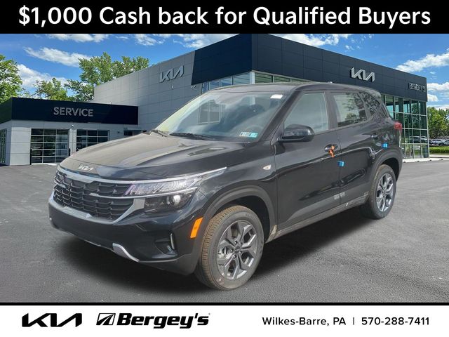 Fusion Black 2026 Kia Seltos SUV / Crossover All-Wheel Drive Continuously Variable Transmission