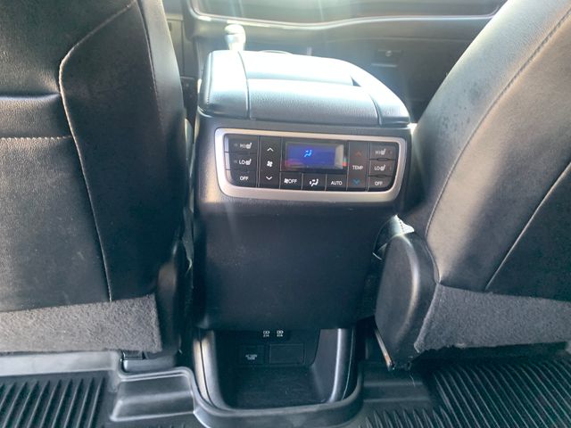 Used 2017 Toyota Highlander Hybrid SUV