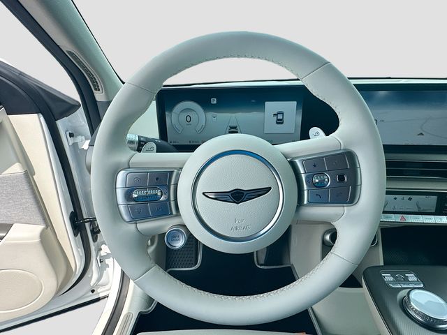 2025 Genesis GV60 Standard 10