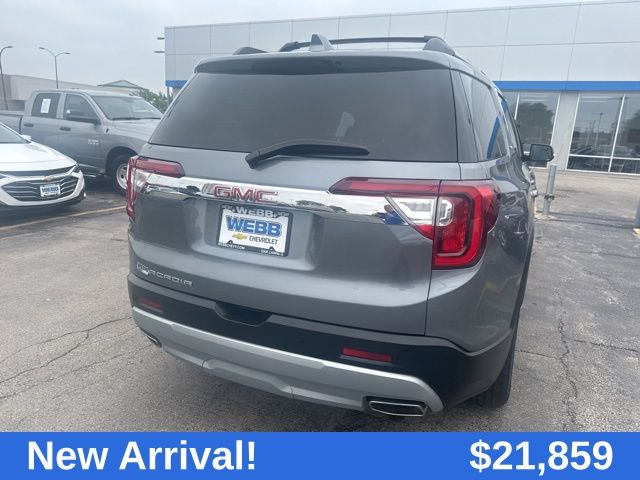 2020 GMC Acadia SLE photo
