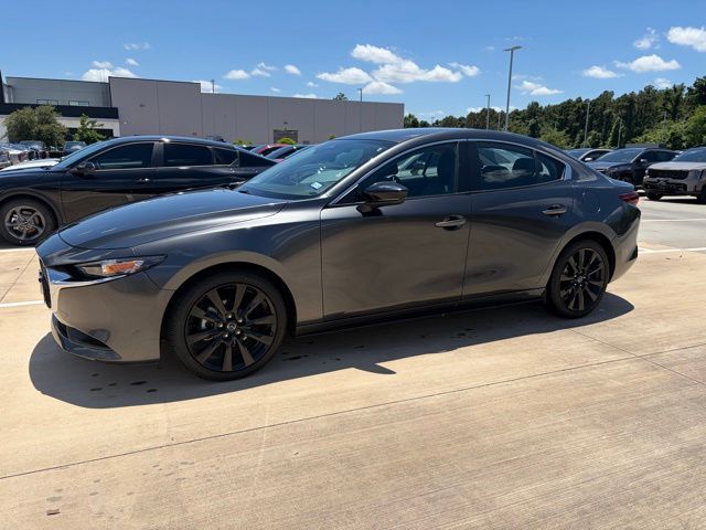 2024 Mazda CX-3's photo