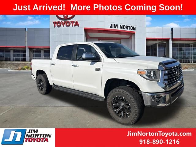 White (Wind Chill Pearl) 2021 Toyota Tundra 1794 Edition CrewMax 4WD Pickup Truck Four-Wheel Drive 6-Speed Automatic