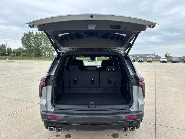2027 Chevrolet Traverse LT - Photo 23
