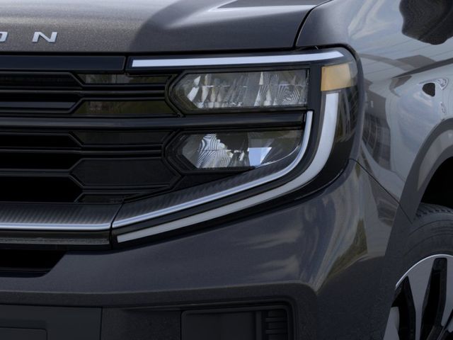 New 2026 Black Ford Platinum image 18