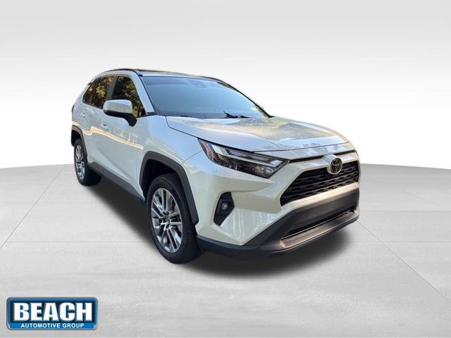 White (Blizzard Pearl) 2022 Toyota RAV4 XLE Premium FWD SUV / Crossover Front-Wheel Drive 8-Speed Automatic