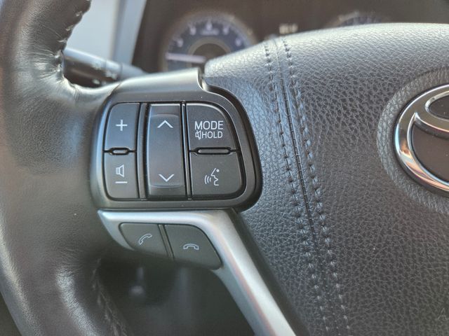 2019 Toyota Sienna XLE Auto Access Seat