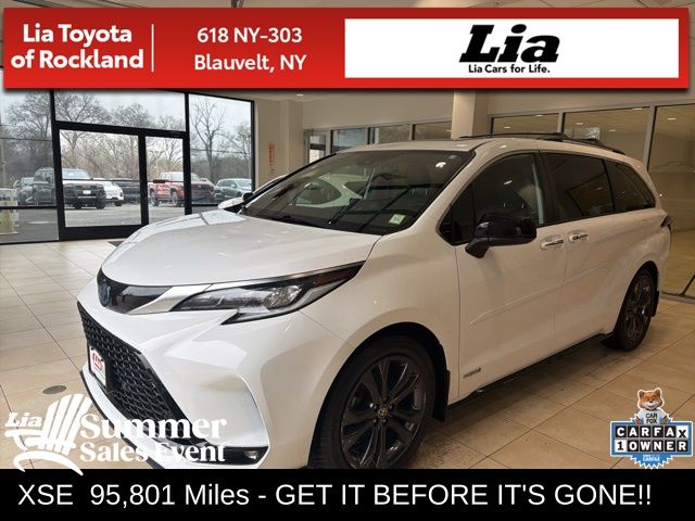 Super White 2021 Toyota Sienna XSE 7-Passenger AWD Minivan All-Wheel Drive Continuously Variable Transmission