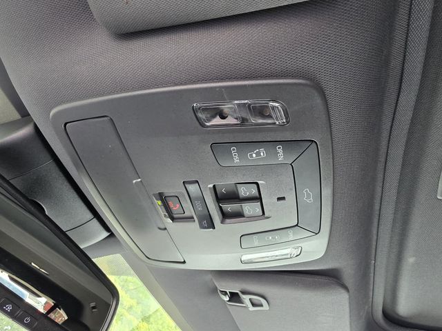 Used 2024 Toyota Sienna Van