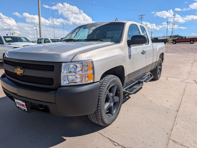Silver Birch Metallic 2008 Chevrolet Silverado 1500 Pickup Truck Four-Wheel Drive 4-Speed Automatic Overdrive