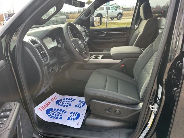 2026 Ram 1500 Big Horn/Lone Star - Diamond Black Crystal Pearlcoat exterior view 11