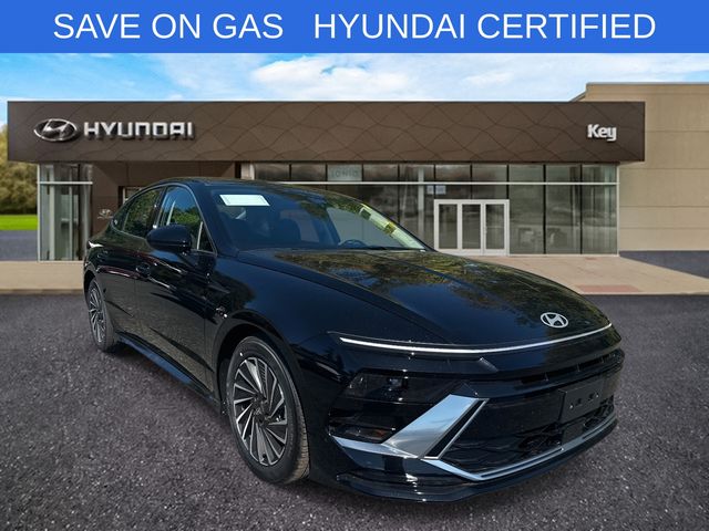 2025 Hyundai Sonata Hybrid