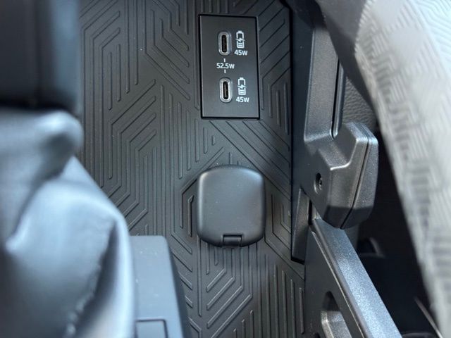 2025 Toyota Tacoma TRD Off Road - Photo 21