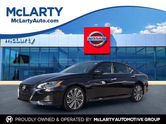 Super Black Clearcoat 2025 Nissan Altima Sedan Front-Wheel Drive Continuously Variable Transmission
