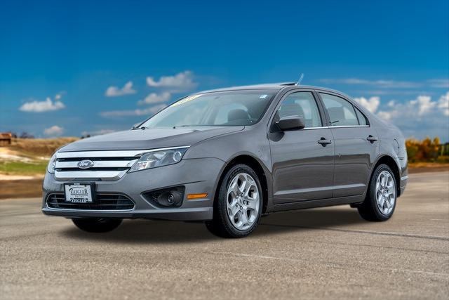 2011 Ford Fusion SE 3