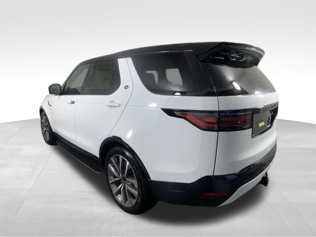 2025 Land Rover Discovery Dynamic SE 5