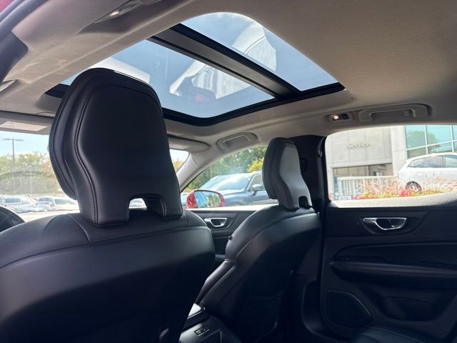 Used 2020 Volvo S60 Sedan