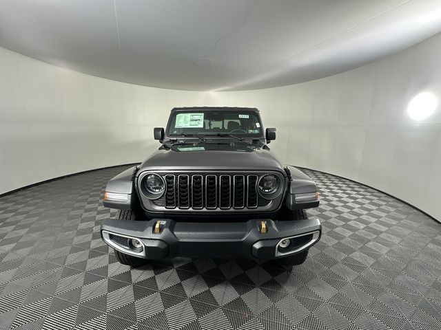 2026 Jeep Gladiator 85th Anniversary Edition Auto's photo