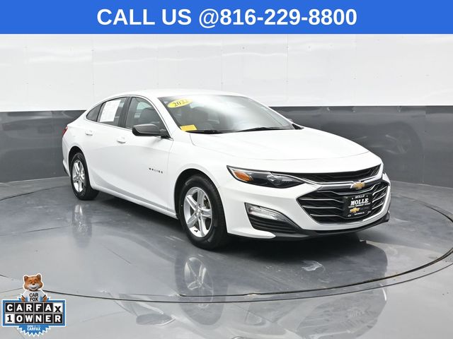 Summit White 2022 Chevrolet Malibu Sedan Front-Wheel Drive Continuously Variable Transmission