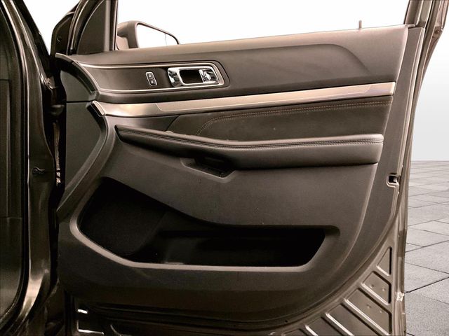 2018 Ford Explorer XLT Gray at Subaru and VW of Moon Township