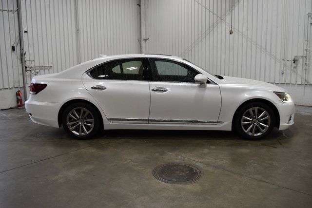 Used 2016 Lexus LS 460 with VIN JTHCL5EF5G5026149 for sale in Kansas City