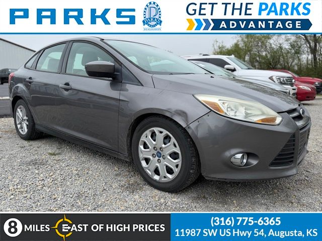 Sterling Gray Metallic 2012 Ford Focus SE Sedan Front-Wheel Drive 6-Speed Automatic