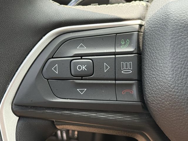 2024 Jeep Grand Cherokee Altitude X White at River Oaks CDJR