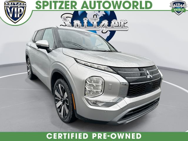 Alloy Silver Metallic 2025 Mitsubishi Outlander SE FWD SUV / Crossover Front-Wheel Drive Continuously Variable Transmission
