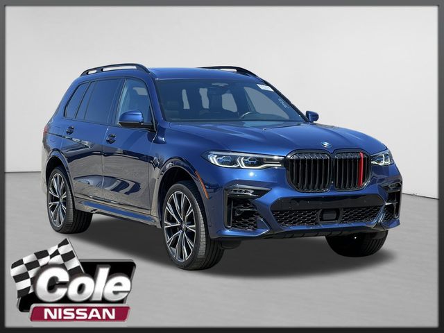 2021 BMW X7 M50i AWD