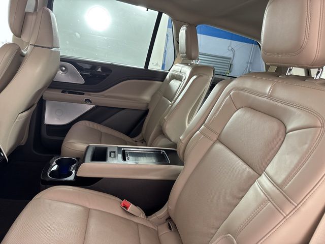 2022 Radiance Lincoln Aviator Plug-In Hybrid Grand Touring AWD SUV