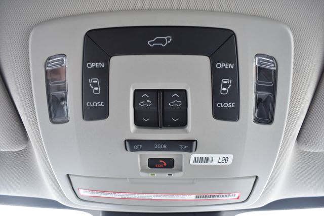 Used 2024 Toyota Sienna Van