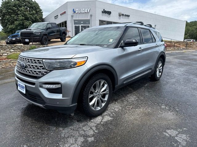 Iconic Silver Metallic 2022 Ford Explorer SUV / Crossover Rear-Wheel Drive Automatic