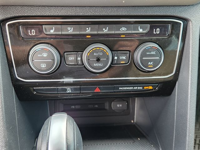 2022 Volkswagen Atlas Cross Sport 3.6L V6 SE w/Technology  at DeMontrond Auto Country