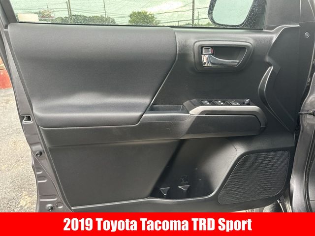 2019 Toyota Tacoma TRD Sport 4