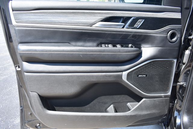 2024 Jeep Wagoneer Series II - Photo 10
